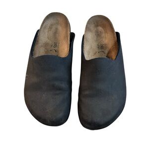 Classic Dark Blue Suede Birki Clog